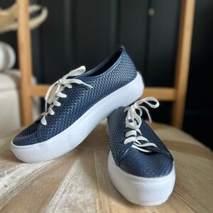 Stylish Navy Platform Sneakers